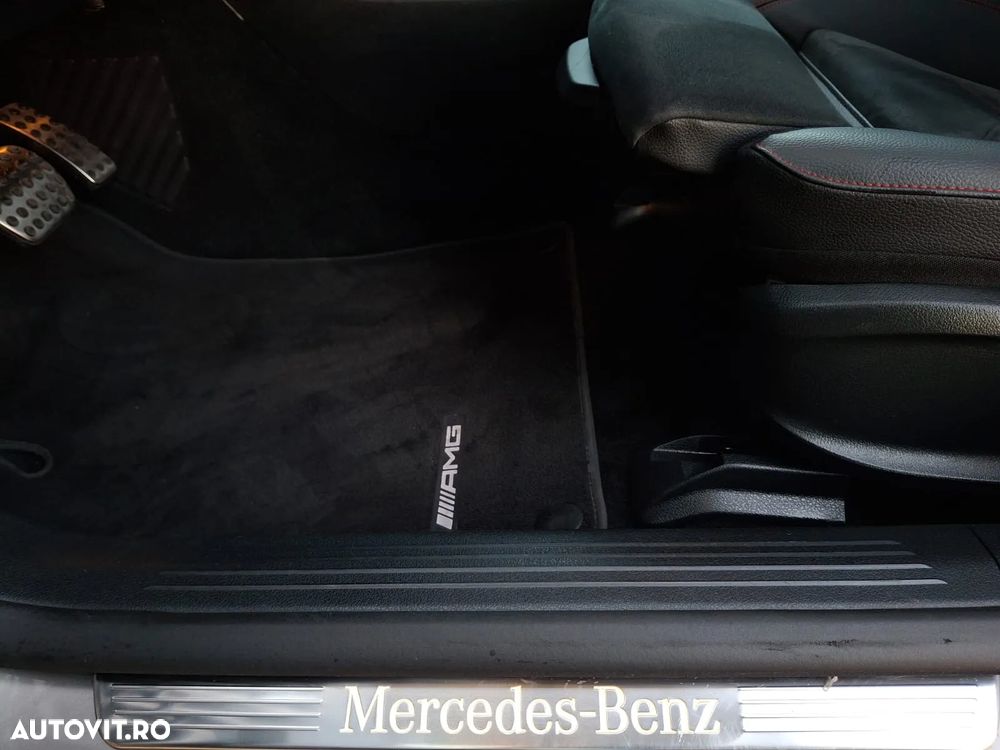 Mercedes-Benz CLA - 33