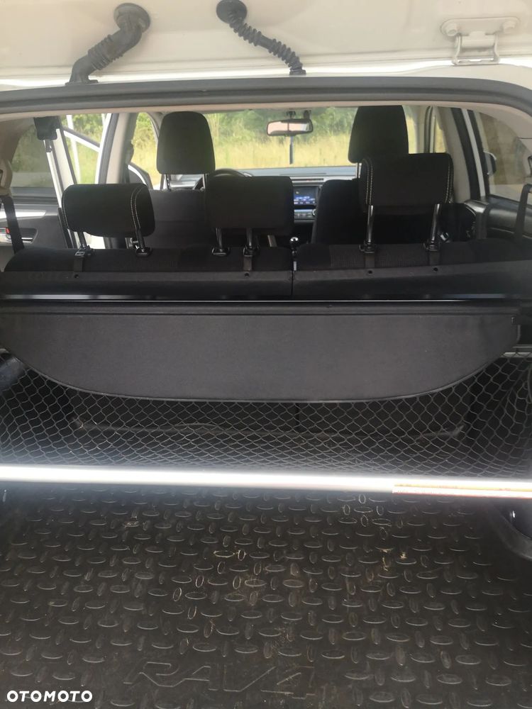 Toyota RAV4 2.0 D-4D Style 4x2 - 13