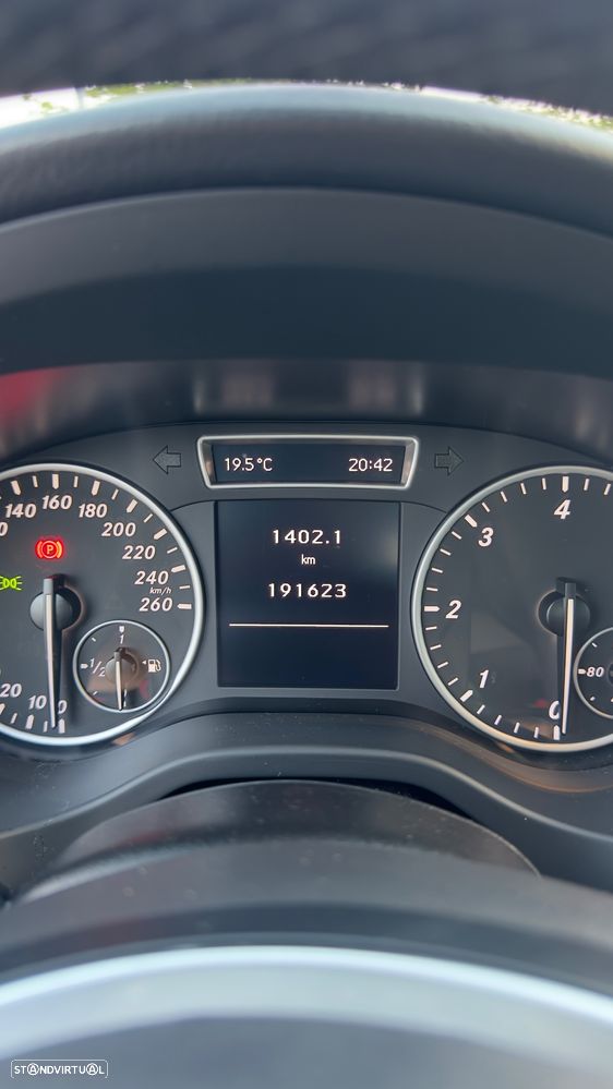 Mercedes-Benz A 180 CDI (BlueEFFICIENCY) - 42