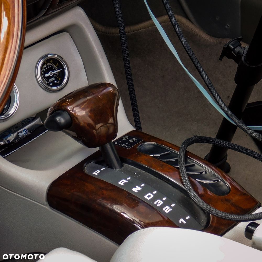 Volkswagen Golf - 10