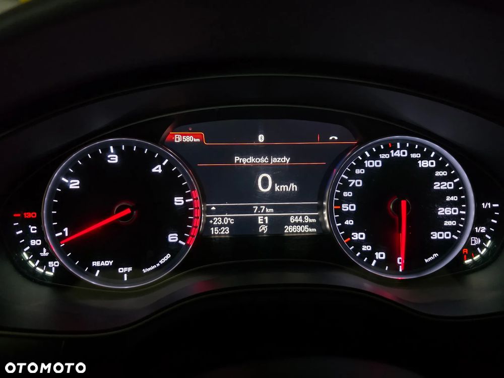 Audi A6 Avant 2.0 TDI Ultra DPF S tronic - 28