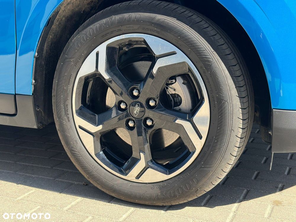 Ford transit-courier silnik elektryczny 136KM Van Limited - 9