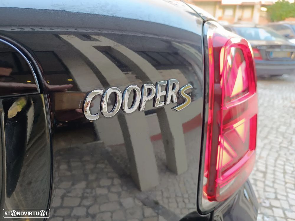 MINI Countryman Cooper SE Premium P. Essential Auto - 3