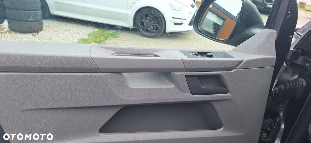 Volkswagen Transporter L1H1 Plus Trendline - 15