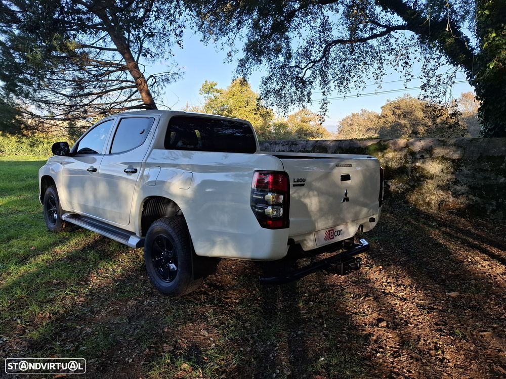 Mitsubishi L200 2.3 DI-D CD Invite 4WD - 10