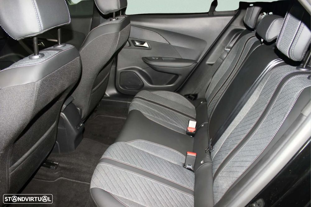 Peugeot 2008 1.2 Hybrid Allure e-DCS6 - 17