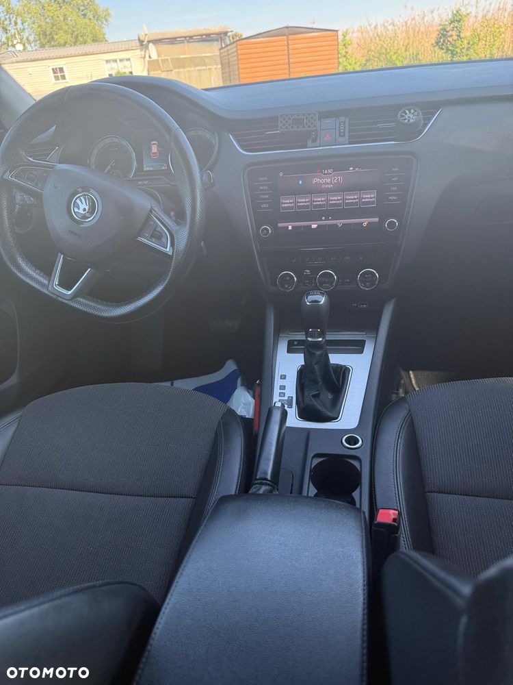 Skoda Octavia 1.6 TDI Style DSG - 4
