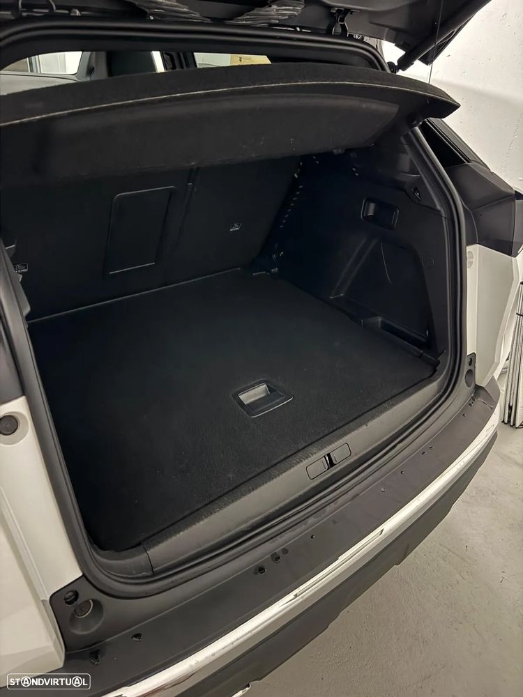 Peugeot 3008 1.5 BlueHDi GT EAT8 - 15