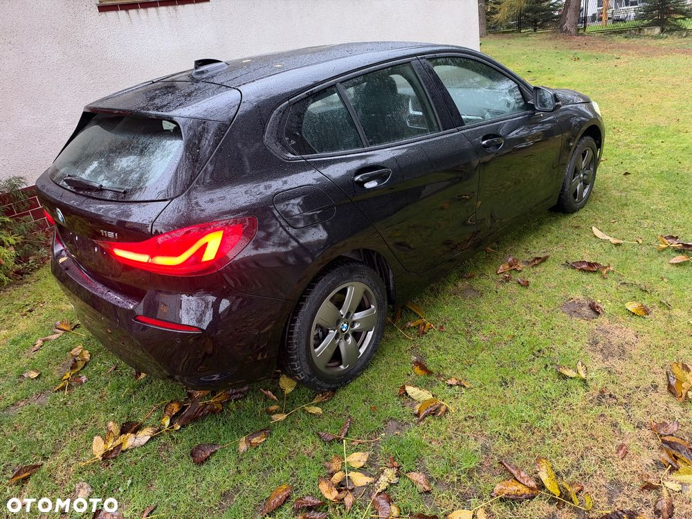 BMW Seria 1 2021 photo 5