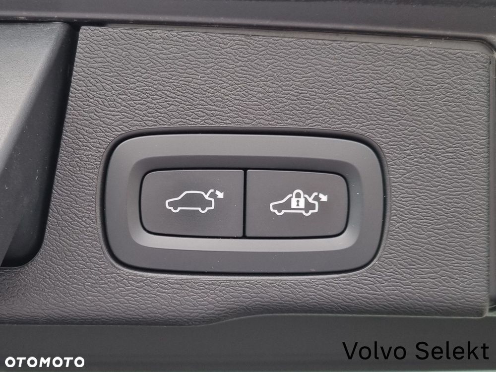 Volvo XC 60 - 21