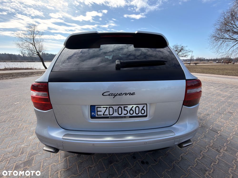 Porsche Cayenne Tiptronic S - 17