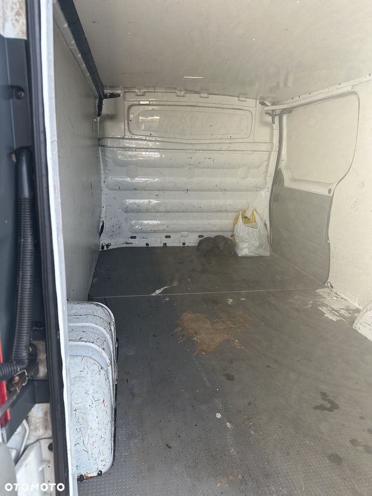 Renault Trafic - 7