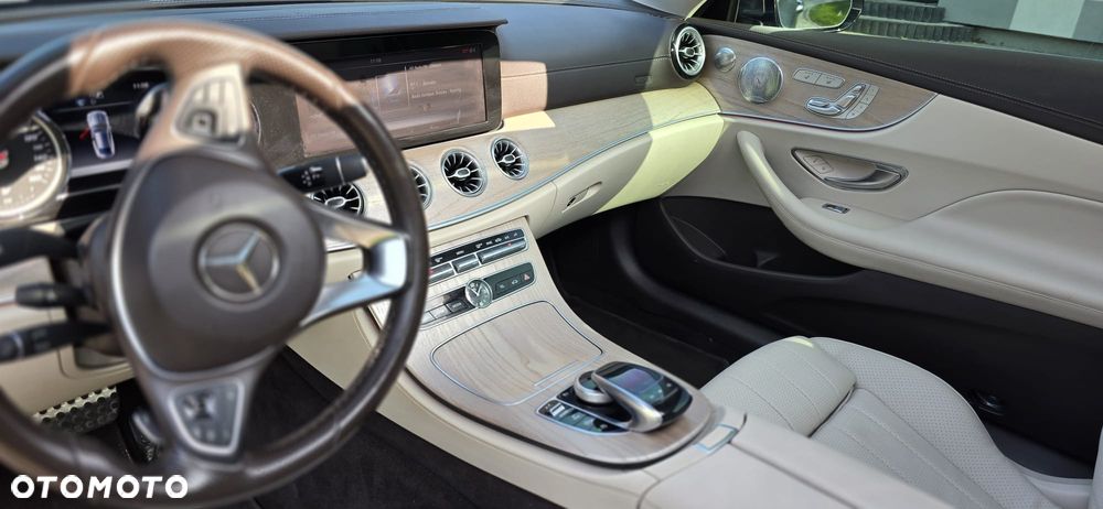Mercedes-Benz Klasa E 400 - 22
