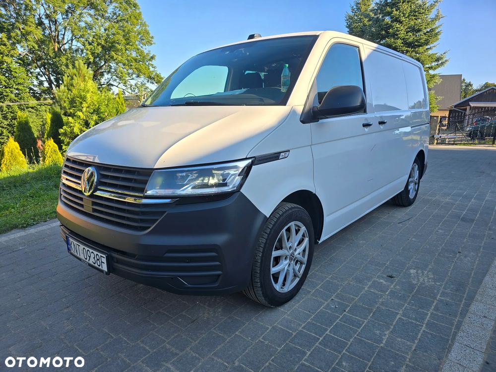 Volkswagen Transporter - 1