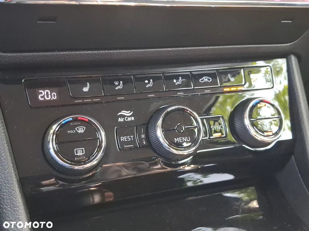Skoda Superb 2.0 TDI Ambition - 24