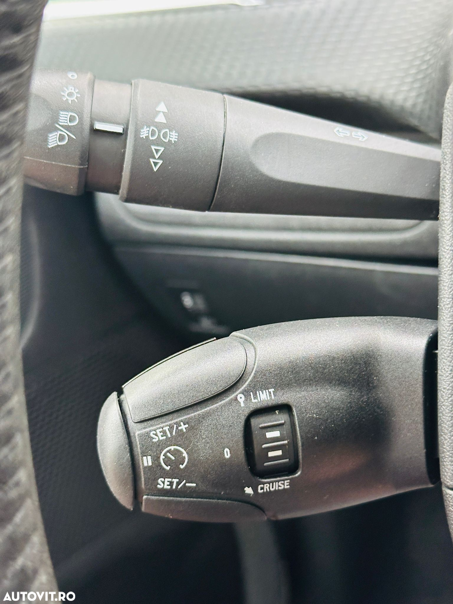 Peugeot 2008 - 35