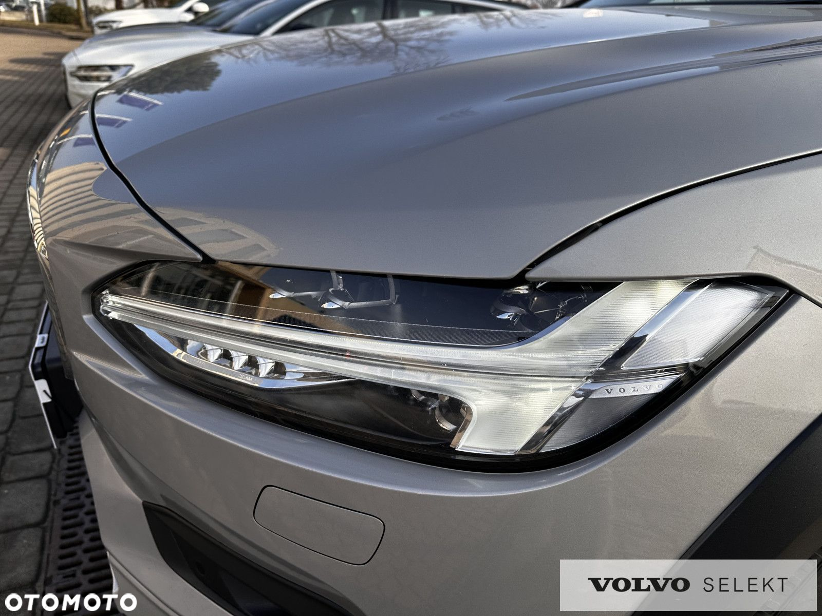 Volvo V90 Cross Country - 6
