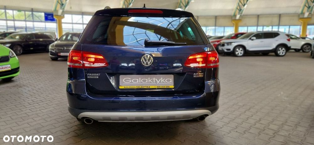 Volkswagen Passat Alltrack - 8