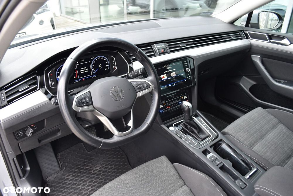 Volkswagen Passat 2.0 TSI Business DSG - 9