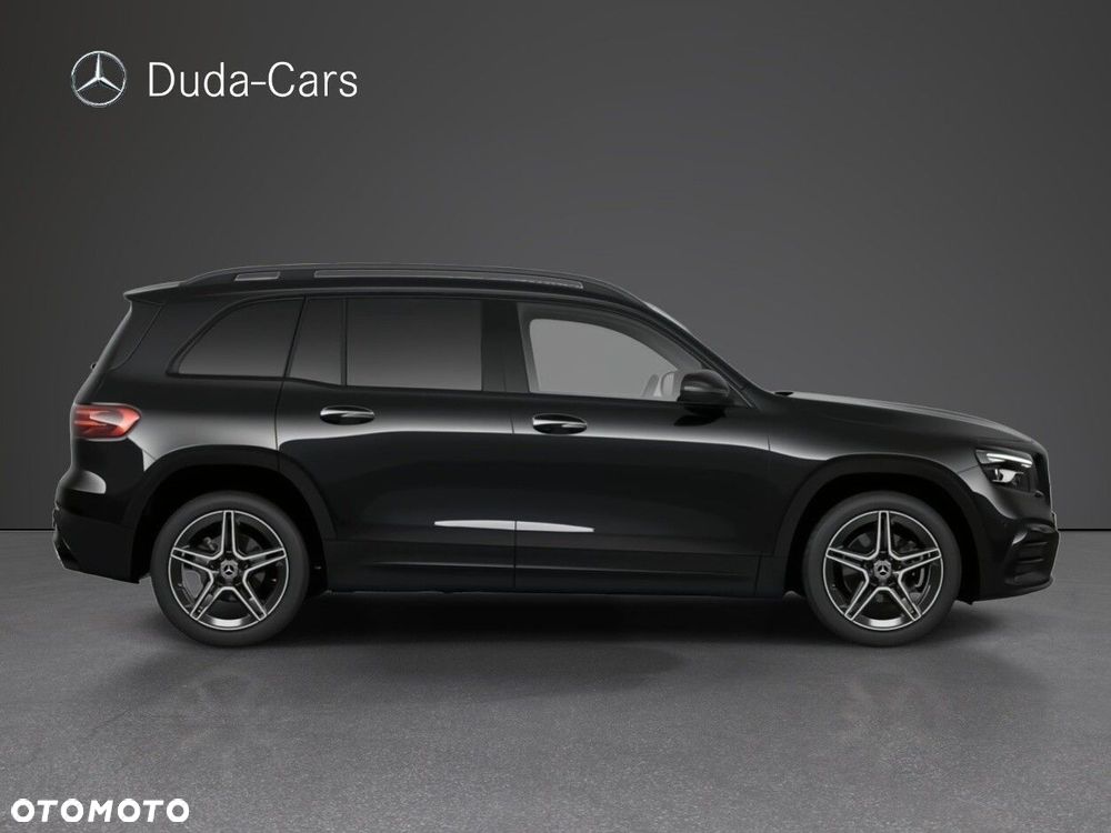 Mercedes-Benz GLB - 6