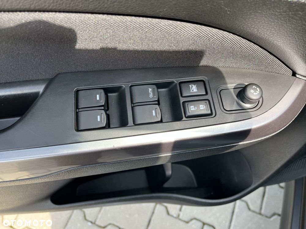 Suzuki Vitara - 21