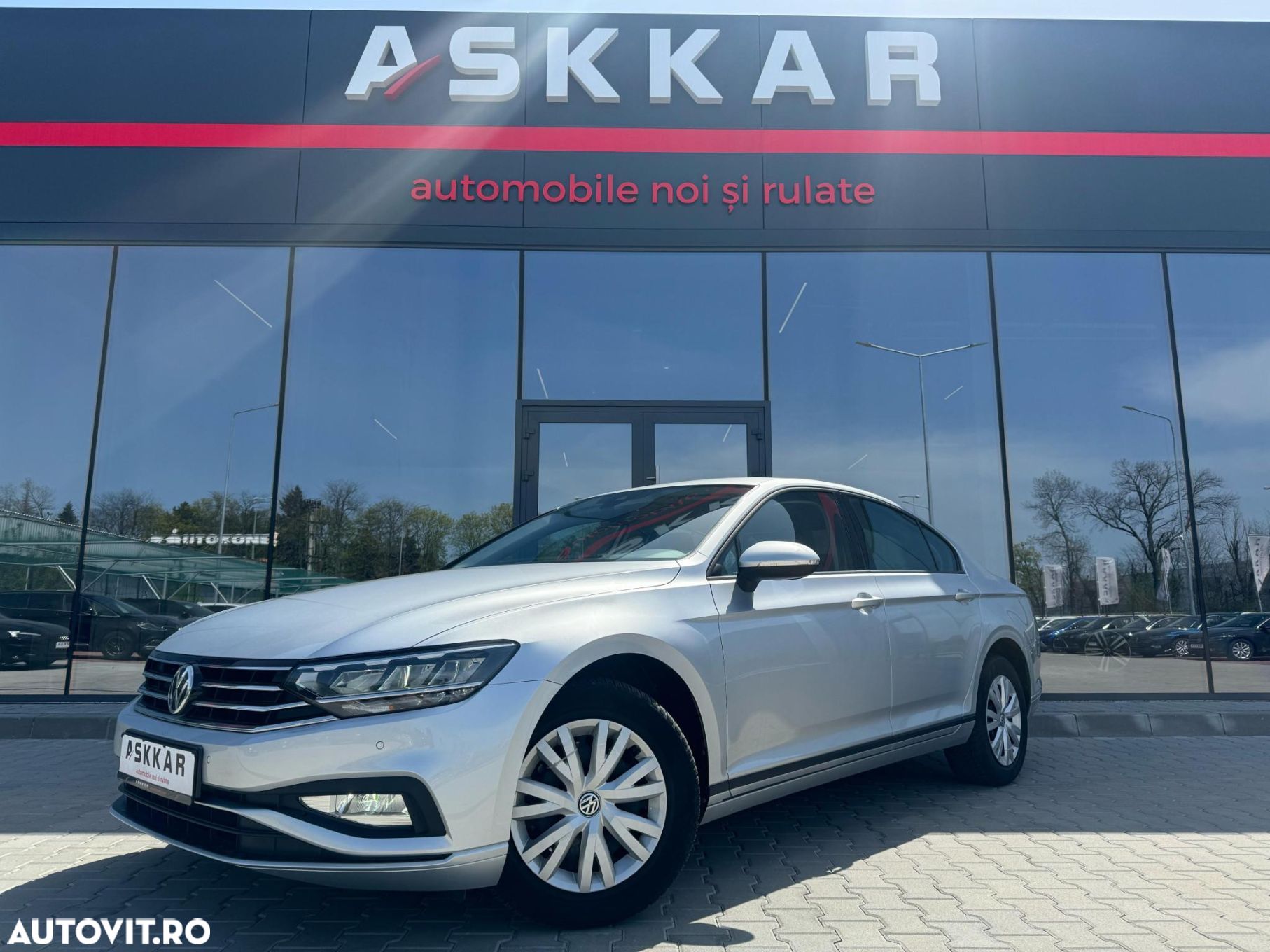 Volkswagen Passat 2.0 TDI DSG Advance - 1