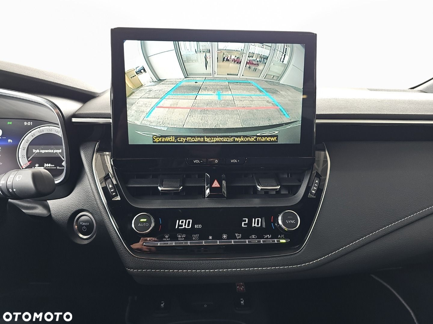 Toyota Corolla - 15