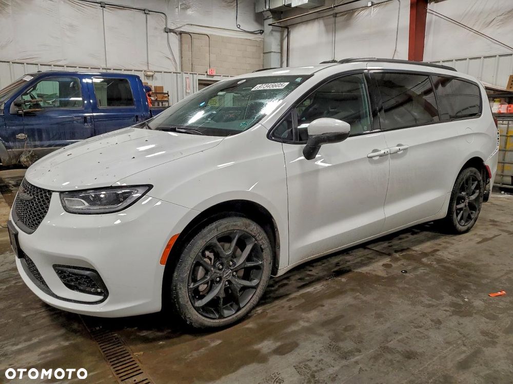 Chrysler Pacifica ver-45-tfsi-quattro-s-tronic-s-line - 2