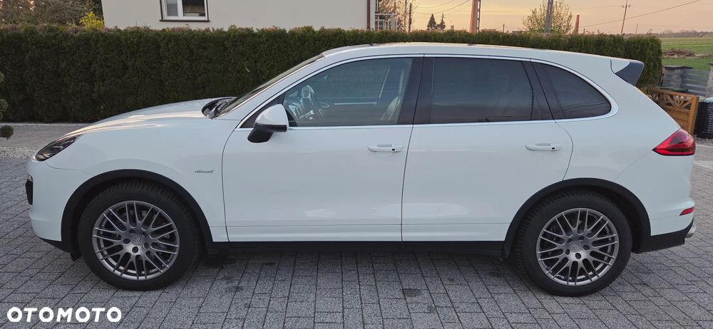 Porsche Cayenne Diesel Platinum Edition - 6