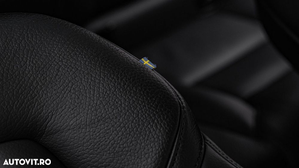 Volvo XC 60 T8 AWD Recharge Plus Bright - 17