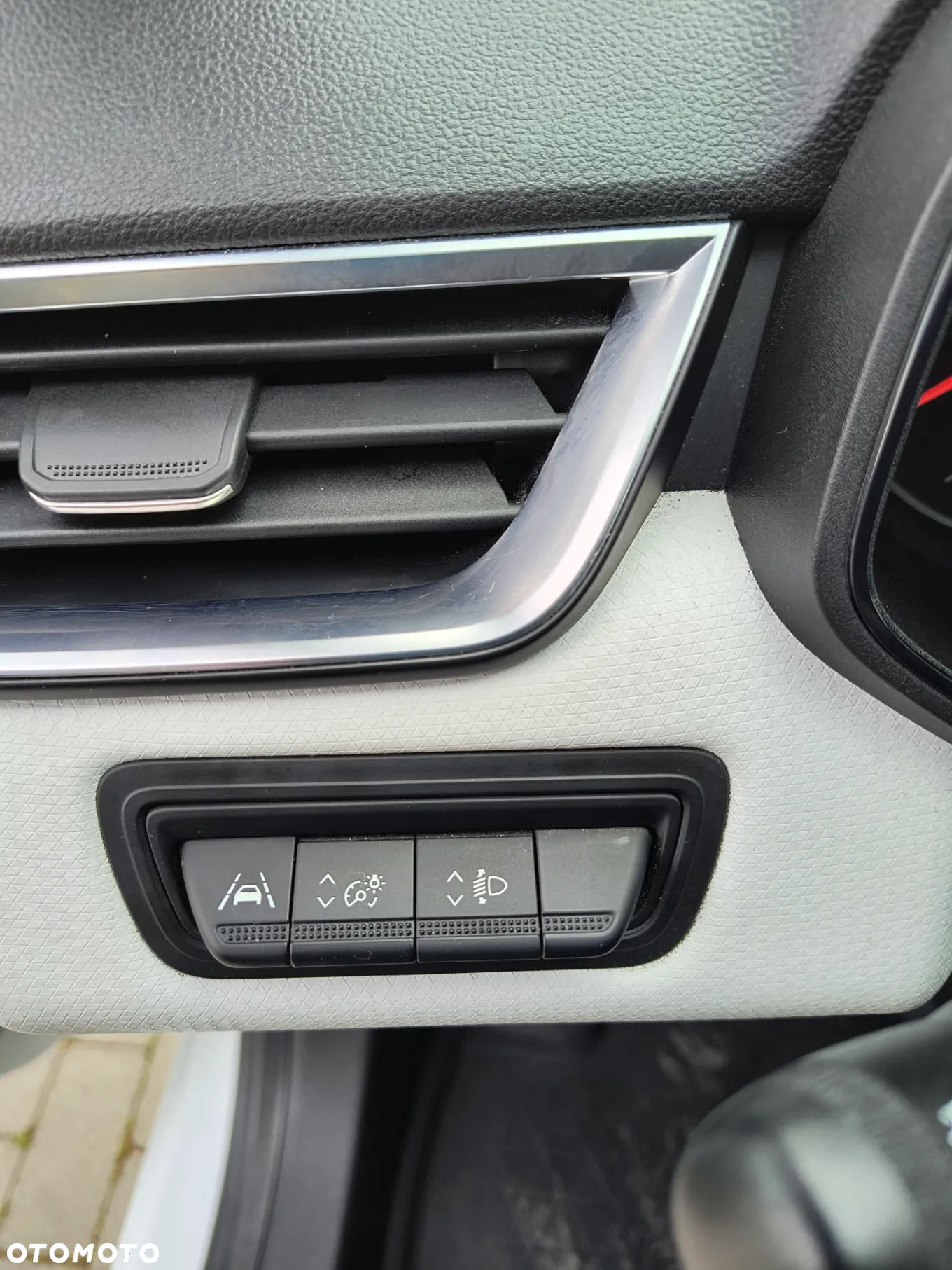 Renault Clio 1.5 Blue dCi Zen - 12