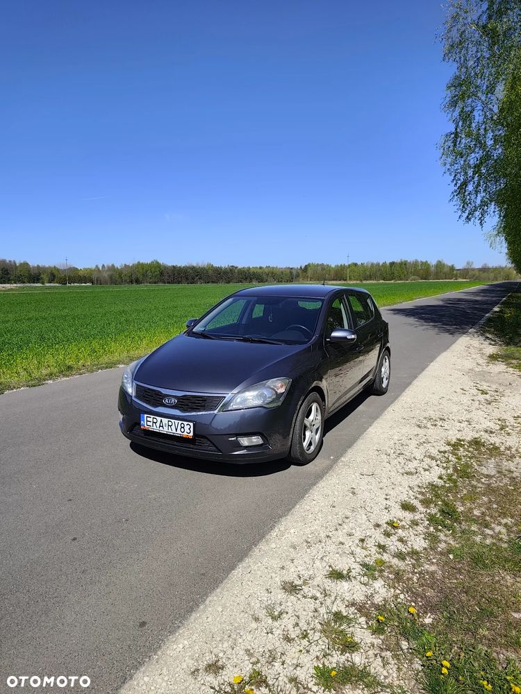 Kia Ceed - 2