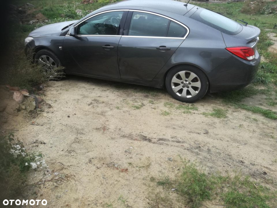 Opel insignia - 8