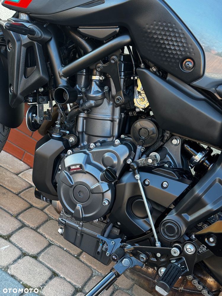 Yamaha YZF - 24