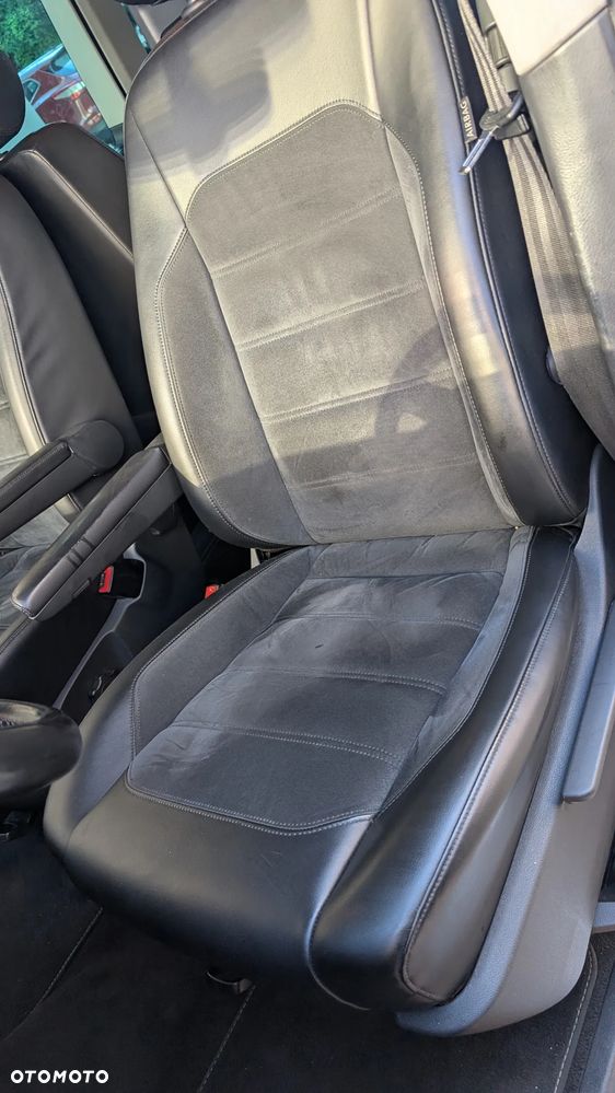 Volkswagen Multivan 2.0 BiTDI L1 Generation SIX DSG - 23