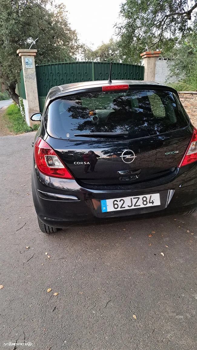 Opel Corsa 1.3 CDTi Enjoy EcoFLEX - 2
