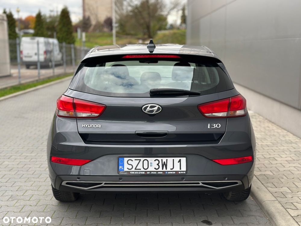 Hyundai i30 1.5 DPI Modern - 36