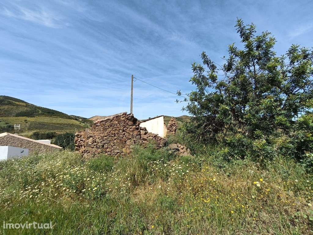 Terreno com ruína em Conceição de Tavira, Algarve - Grande imagem: 5/13