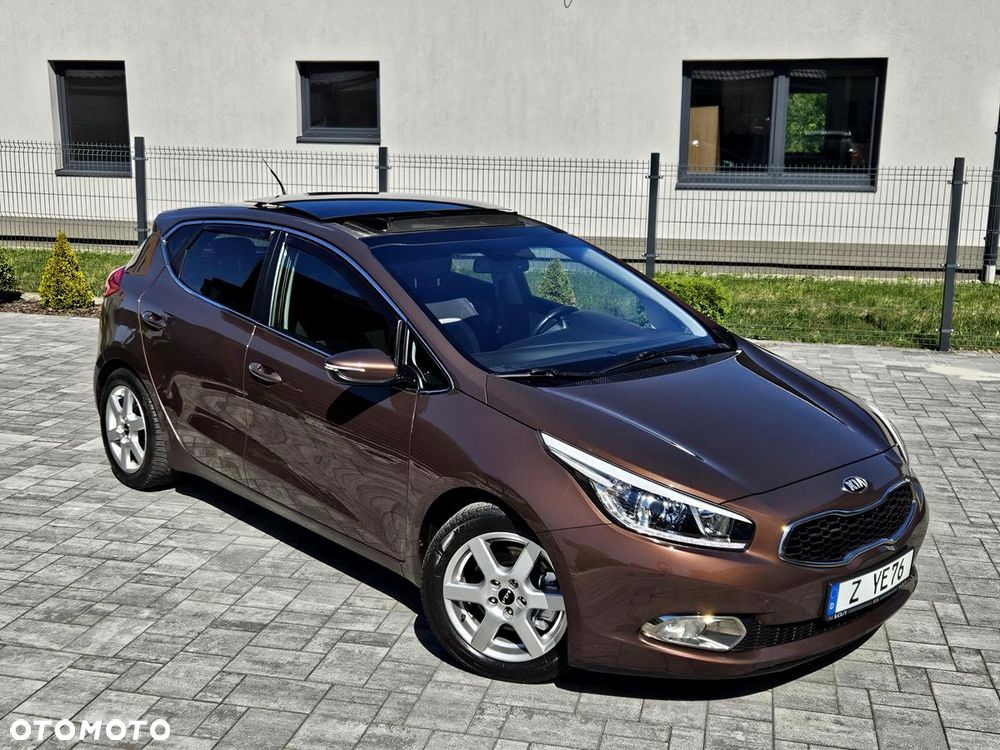 Kia Ceed 1.6 GDI DCT Platinum Edition - 13