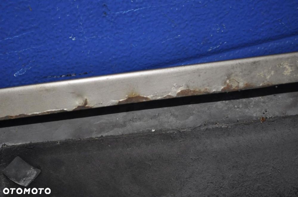 ASCONA C MASKA POKRYWA KOMORY SILNIKA WYGŁUSZENIE - 4