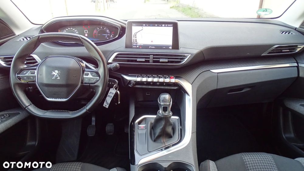 Peugeot 3008 1.2 PureTech Active S&S - 9