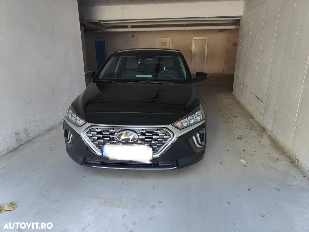 Hyundai IONIQ - 4