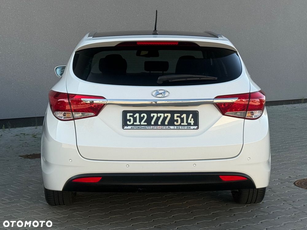 Hyundai i40 Kombi 1.6 Trend - 14