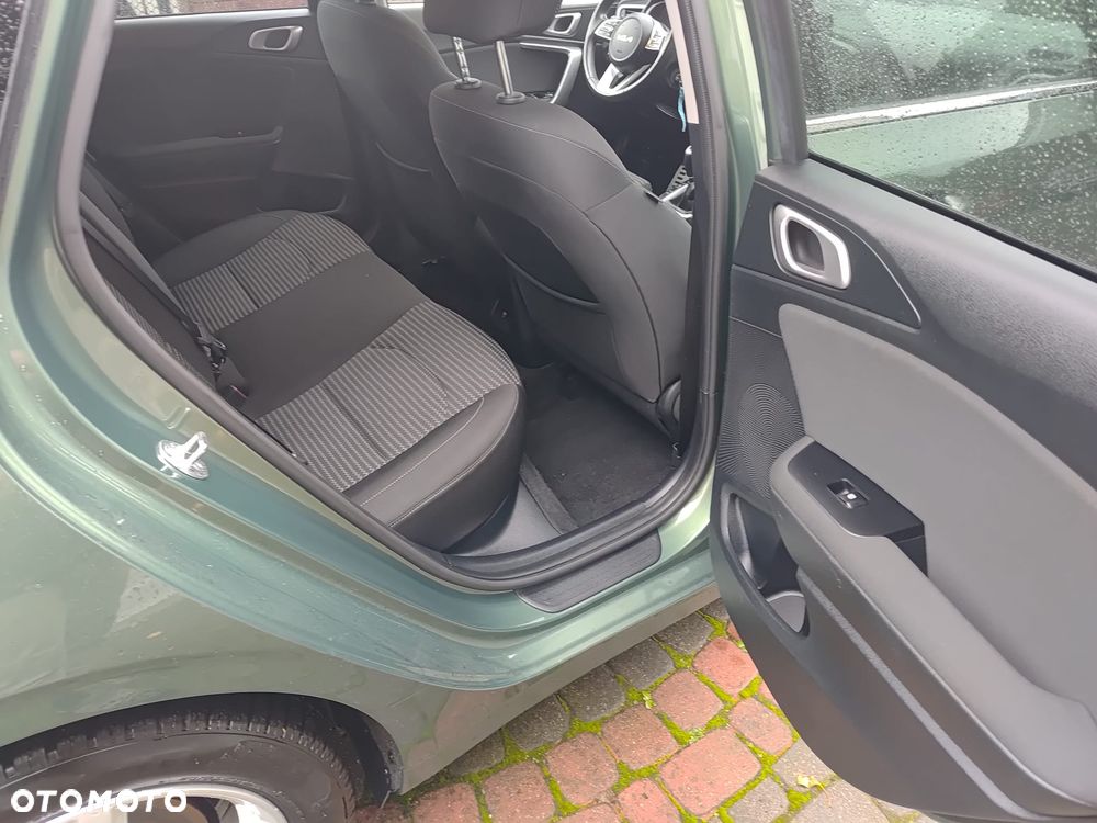 Kia Ceed 1.0 T-GDI 100 OPF Edition 7 - 10