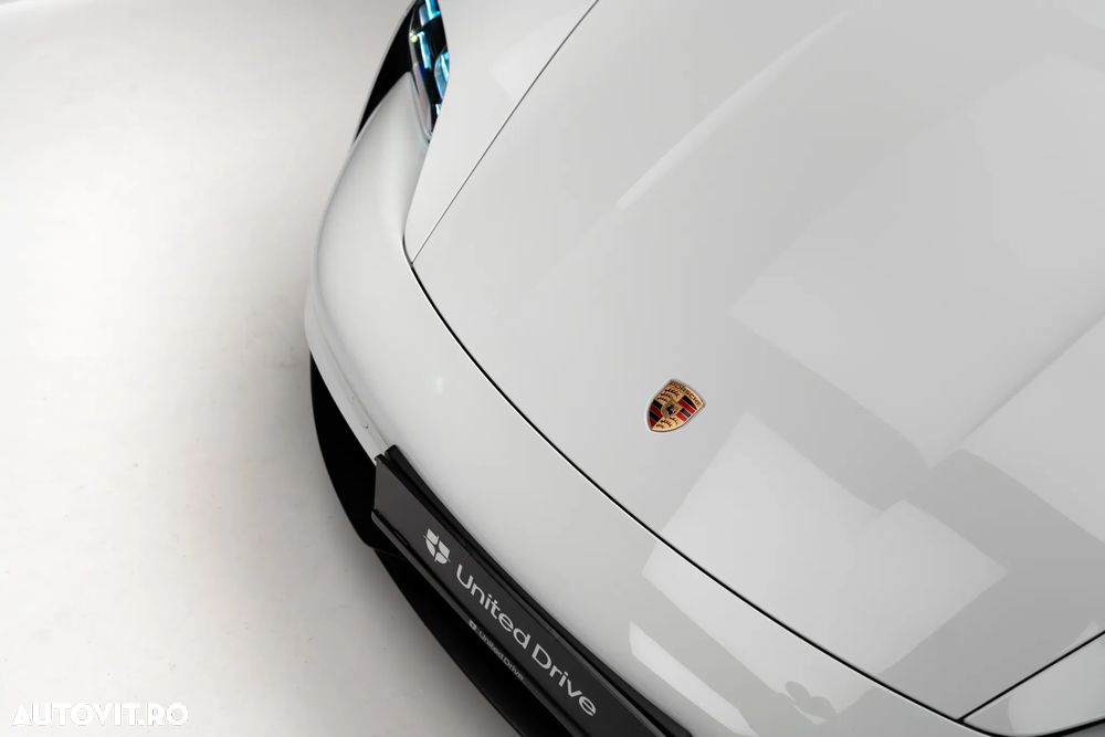 Porsche Taycan 4S Performancebatterie Plus - 31