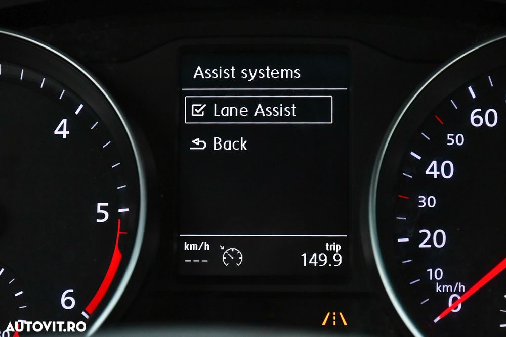 Volkswagen Passat 2.0 TDI DSG Comfortline - 22