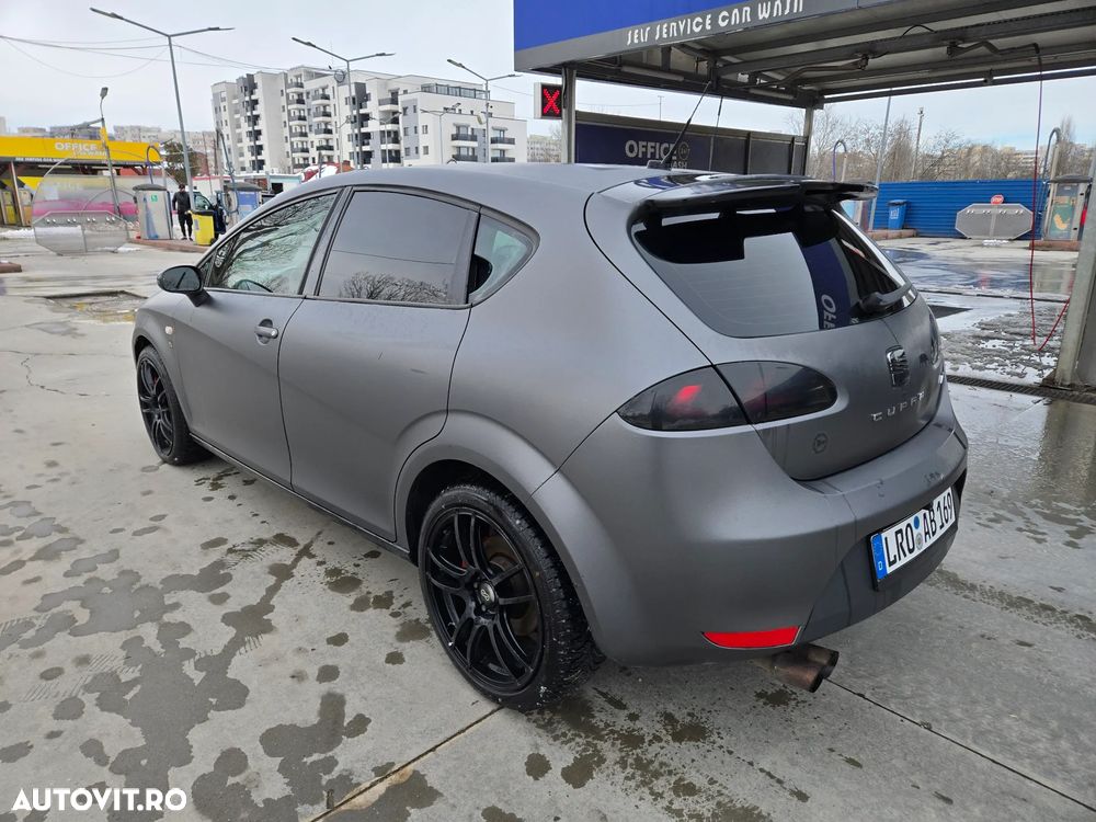 Seat Leon 2.0 T FSI Cupra - 4