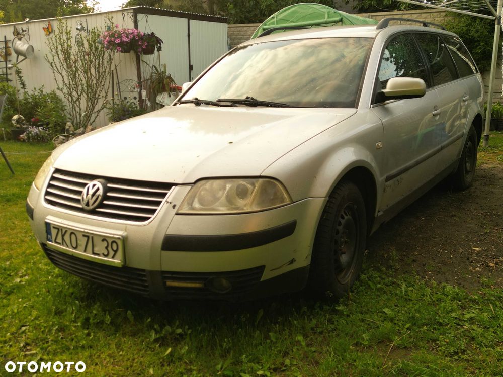 Volkswagen Passat - 2