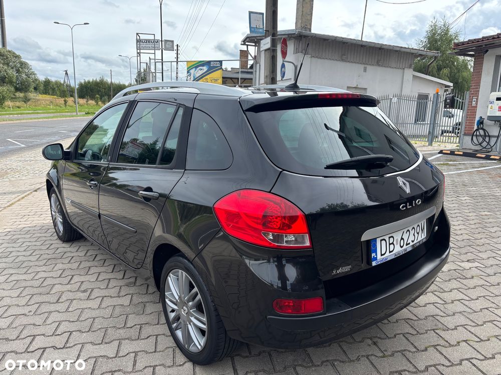 Renault Clio - 16