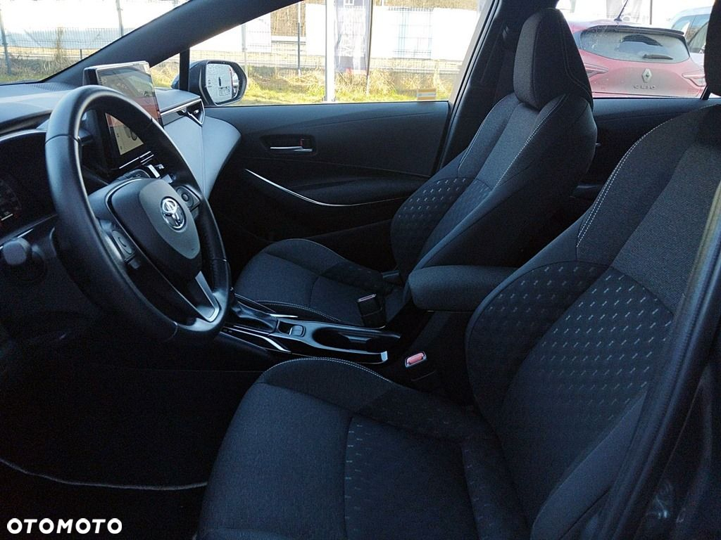 Toyota Corolla - 11